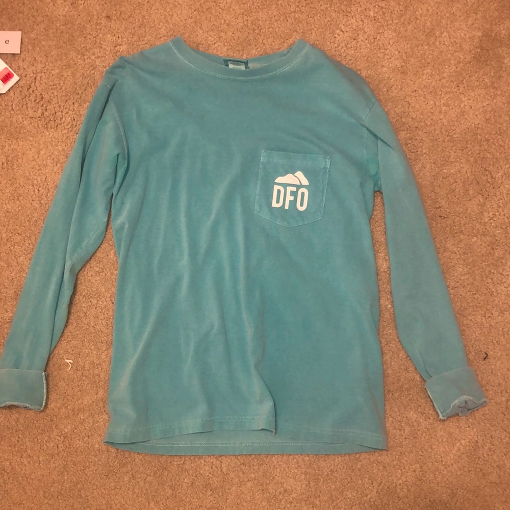 turquoise long sleeve shirt from dry falls.